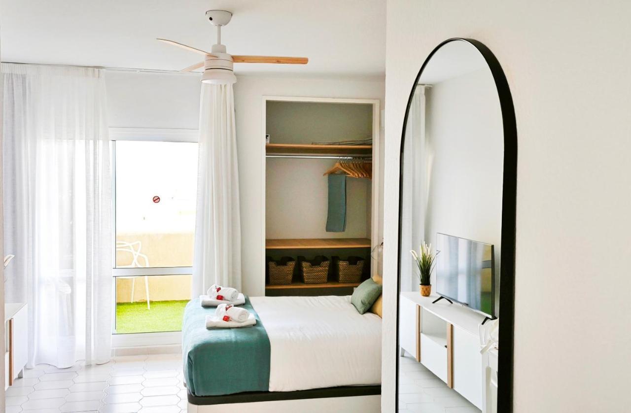 Estreno Benalbeach Vistas Al Mar Estudio Deluxe เบนัลมาเดนา ภายนอก รูปภาพ